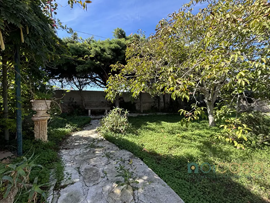Immagine 7 di Villa in vendita  in via delle betulle 2 a Lecce