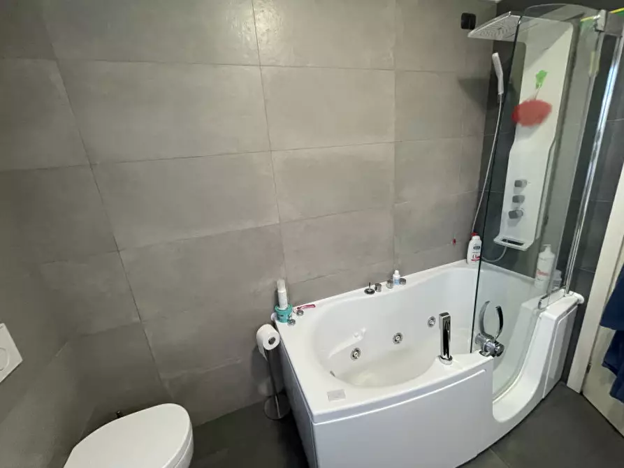 Immagine 13 di Villa in vendita  in via strada dei quarti 41 a Calcinato