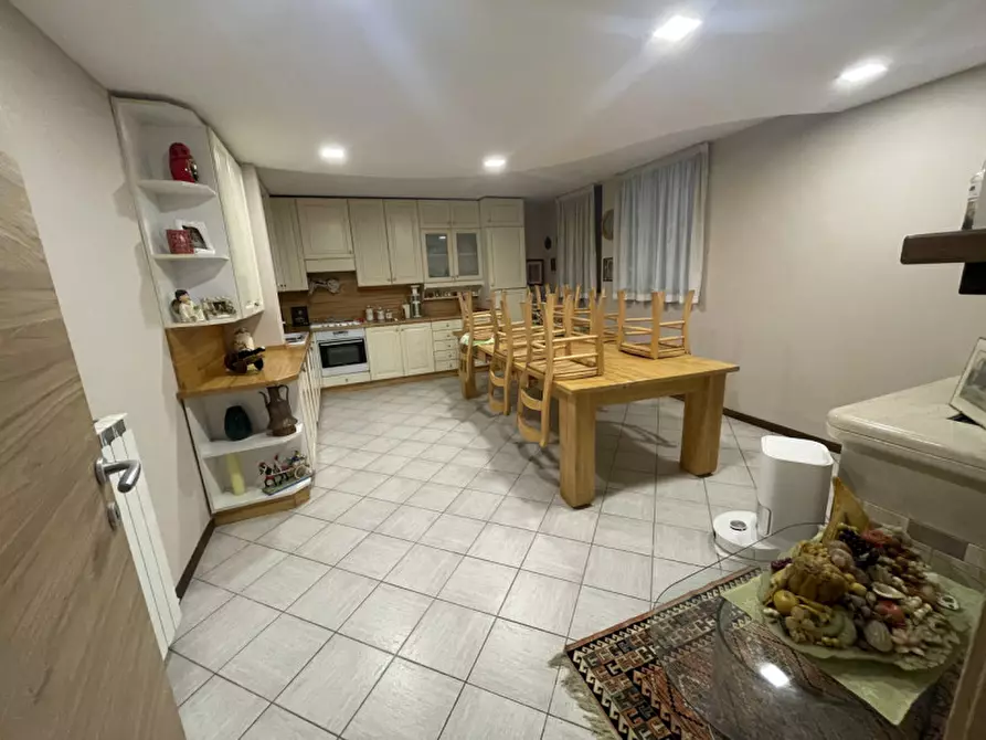 Immagine 23 di Villa in vendita  in via strada dei quarti 41 a Calcinato