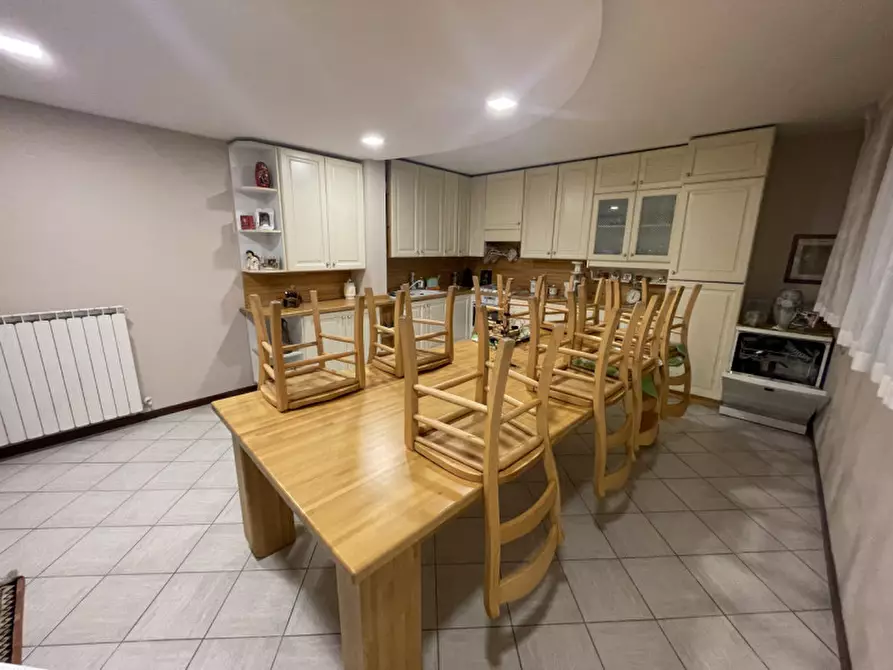 Immagine 24 di Villa in vendita  in via strada dei quarti 41 a Calcinato