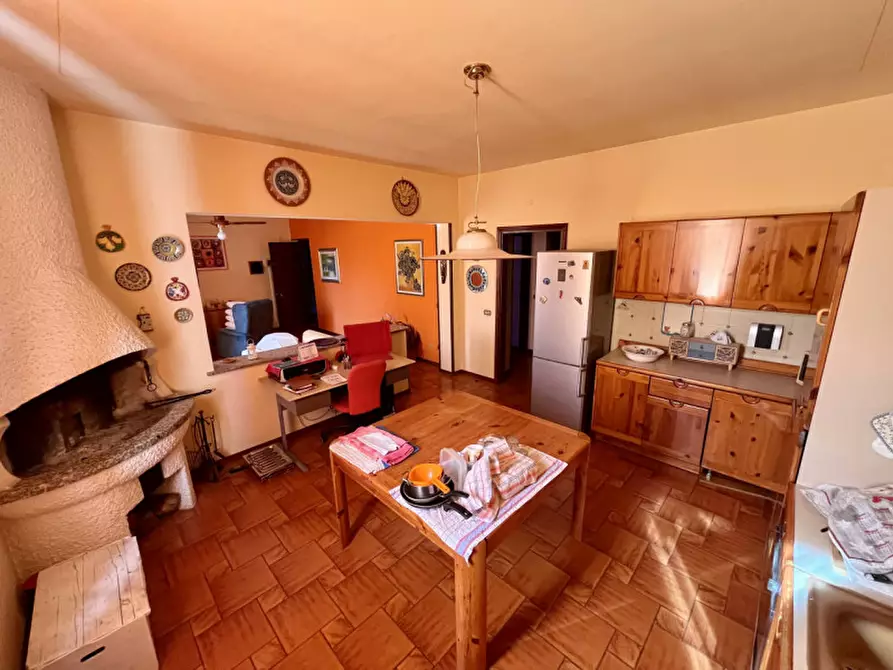 Immagine 4 di Appartamento in vendita  in via campagna a Calcinato