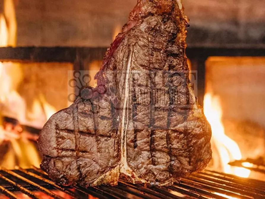 Immagine 3 di Attività commerciale in vendita  a Noale