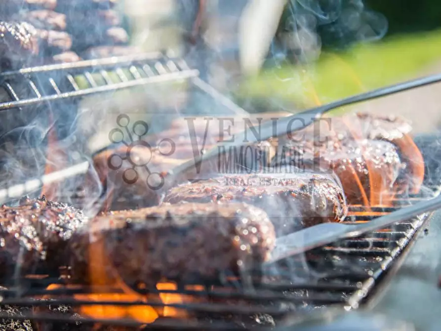 Immagine 5 di Attività commerciale in vendita  a Noale