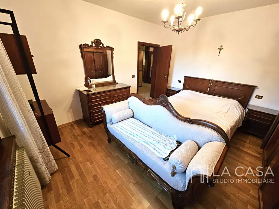 Immagine 15 di Villa in vendita  in Via Mazzini,7 a Valvasone Arzene