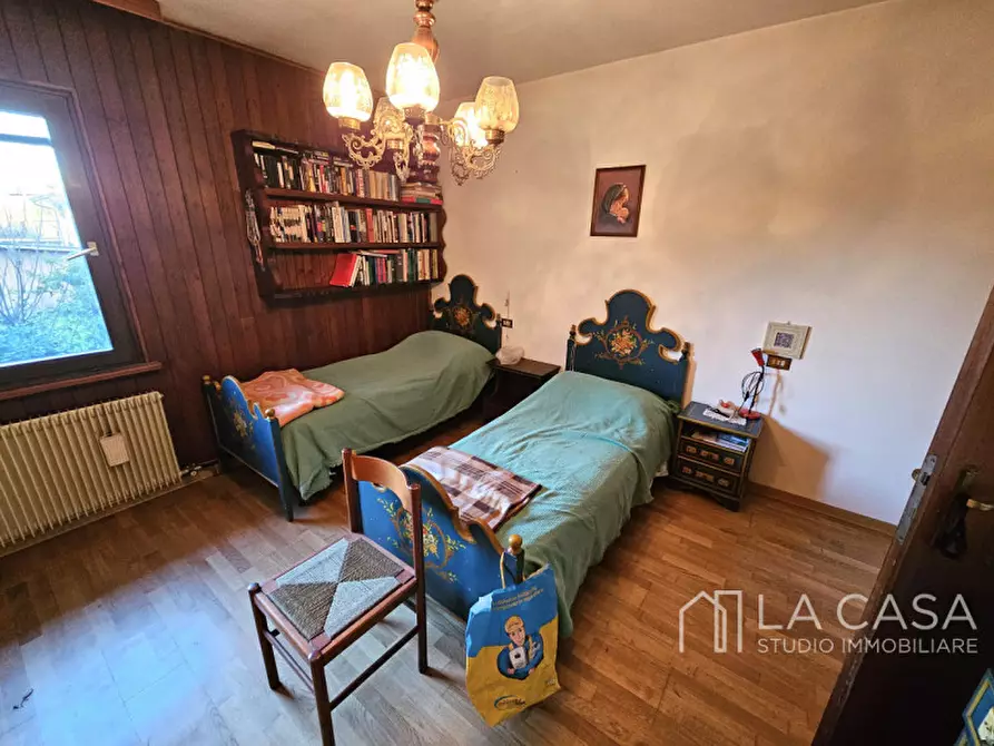 Immagine 17 di Villa in vendita  in Via Mazzini,7 a Valvasone Arzene