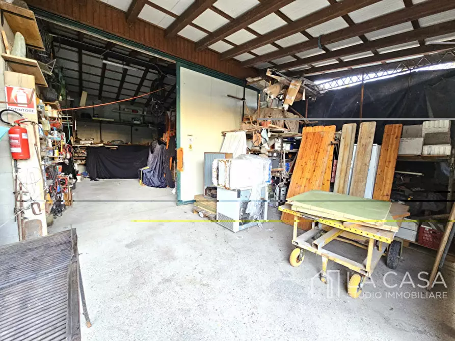 Immagine 37 di Villa in vendita  in Via Mazzini,7 a Valvasone Arzene