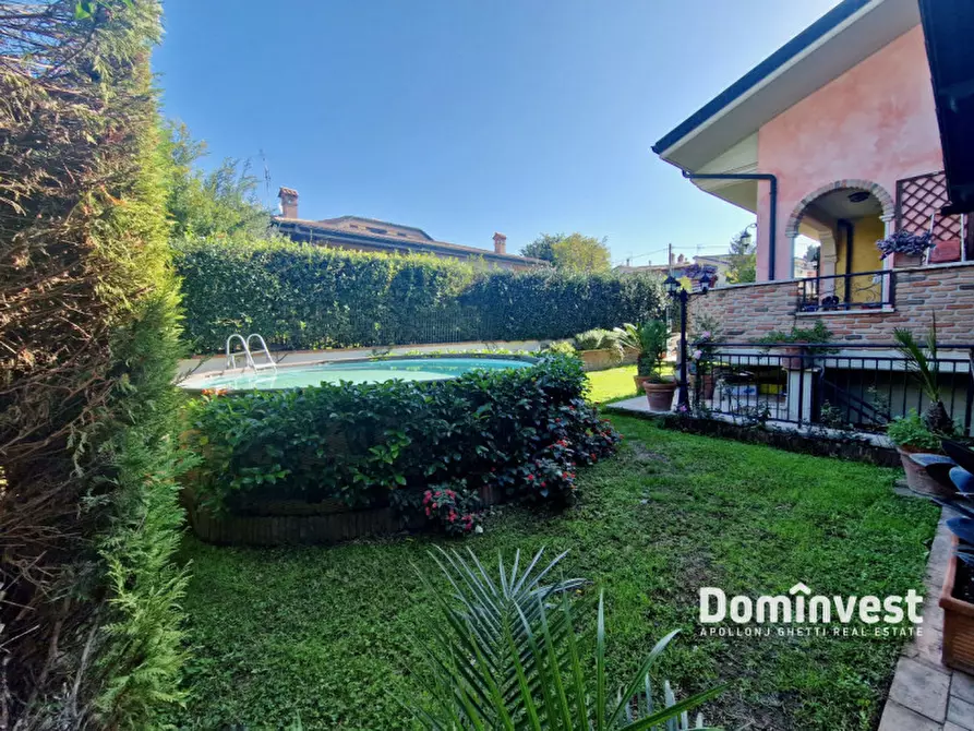 Immagine 39 di Villa in vendita  in Via Vicovaro a Guidonia Montecelio