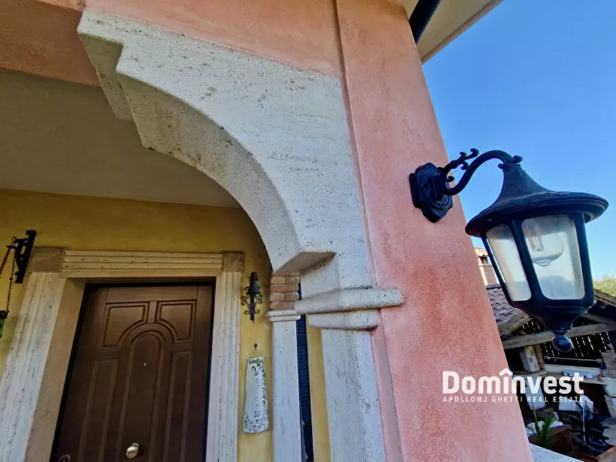 Immagine 58 di Villa in vendita  in Via Vicovaro a Guidonia Montecelio