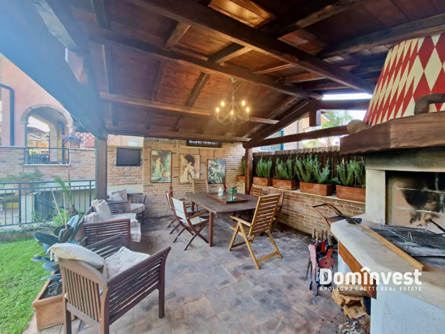 Immagine 71 di Villa in vendita  in Via Vicovaro a Guidonia Montecelio