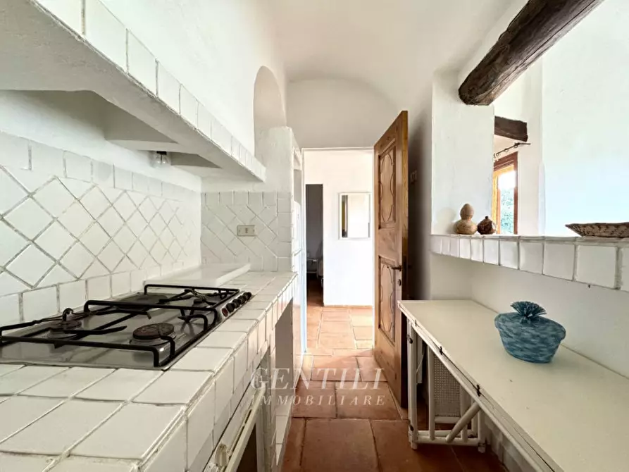 Immagine 12 di Appartamento in vendita  a Arzachena