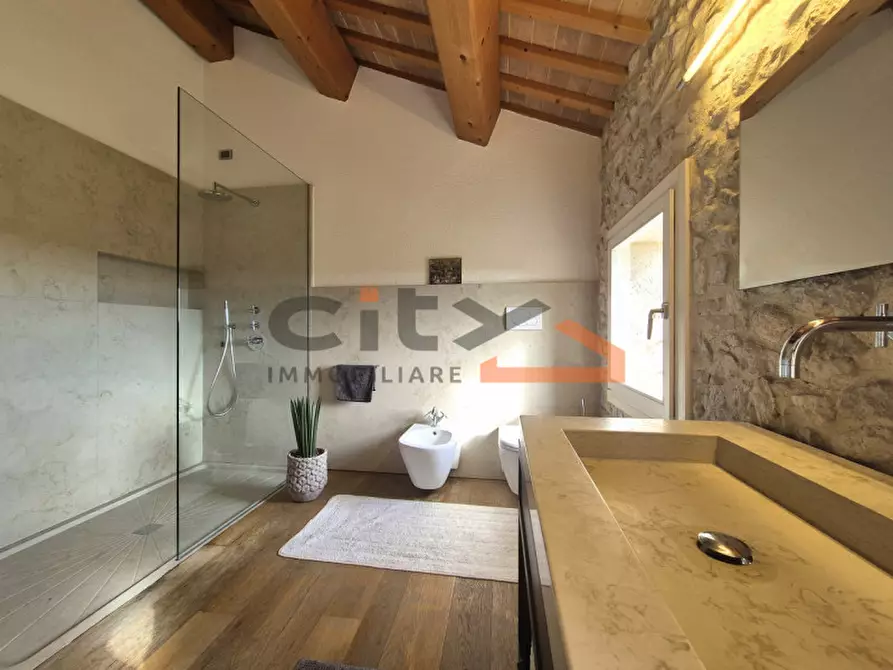 Immagine 32 di Casa indipendente in vendita  a Pieve Del Grappa