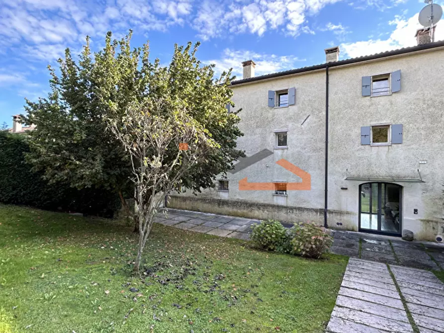 Immagine 1 di Casa indipendente in vendita  a Pieve Del Grappa