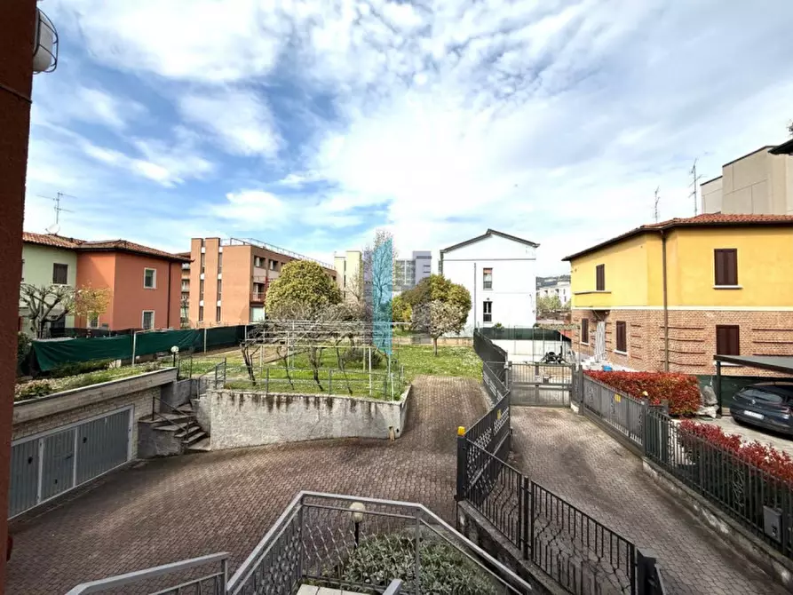 Immagine 30 di Appartamento in vendita  in Quartiere Bonoris 17 a Brescia