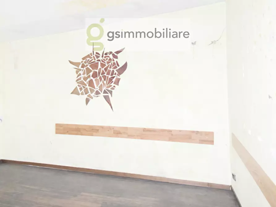 Immagine 2 di Negozio in vendita  in via dante a Brescia