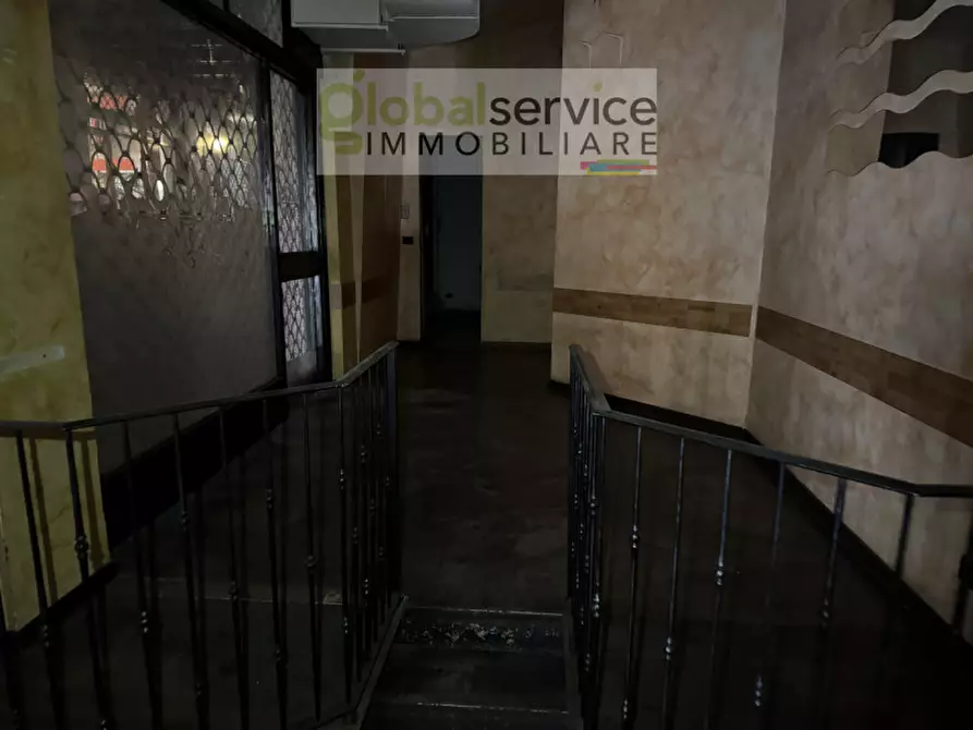 Immagine 16 di Negozio in vendita  in via dante a Brescia