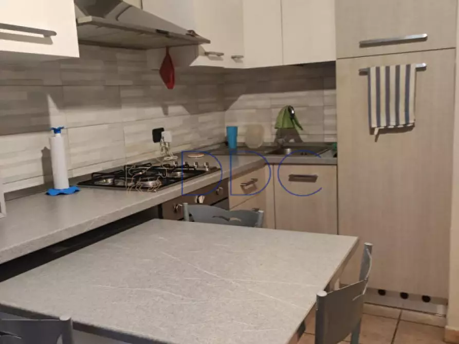 Immagine 4 di Appartamento in affitto  in Via Santa Giulia 57 a Torino