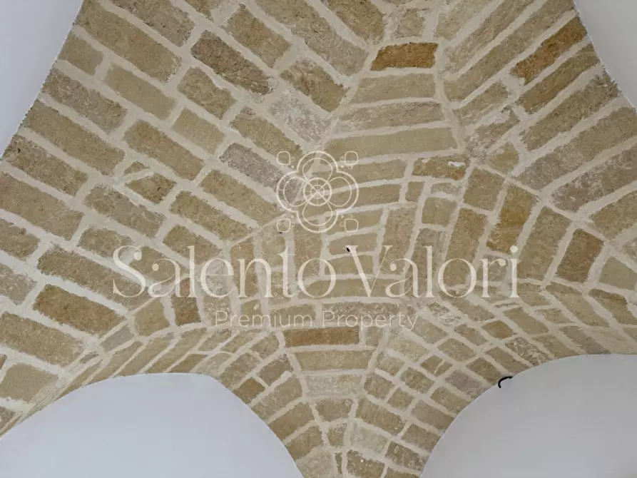 Immagine 4 di Negozio in affitto  in Via Padre Serafino 12 a Parabita