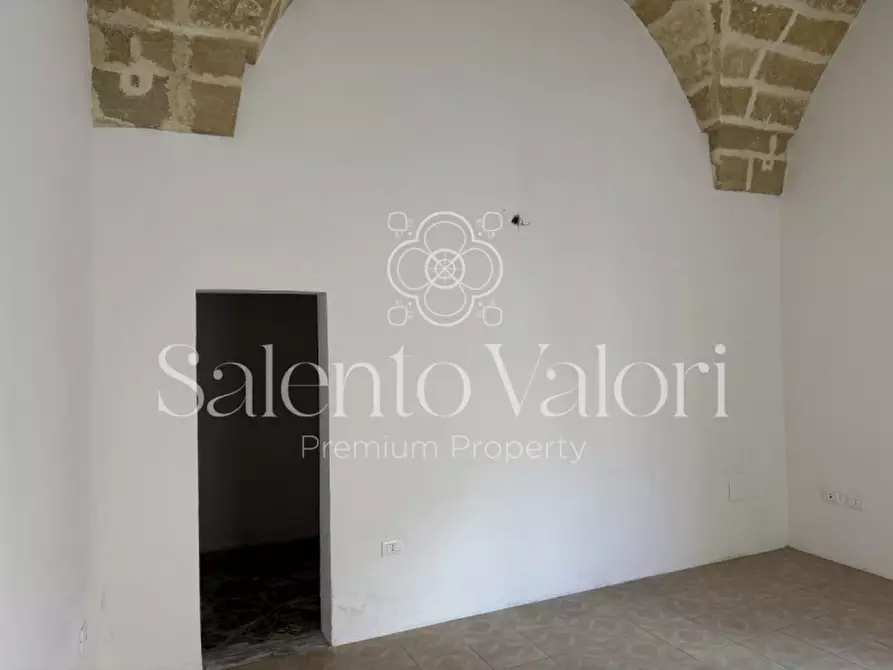 Immagine 5 di Negozio in affitto  in Via Padre Serafino 12 a Parabita