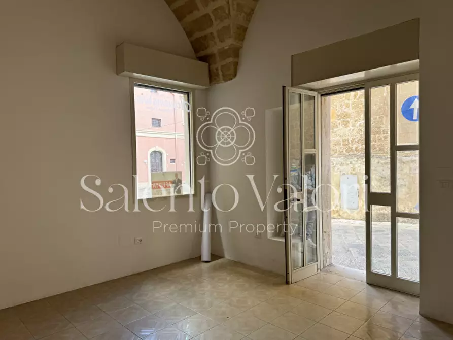 Immagine 6 di Negozio in affitto  in Via Padre Serafino 12 a Parabita