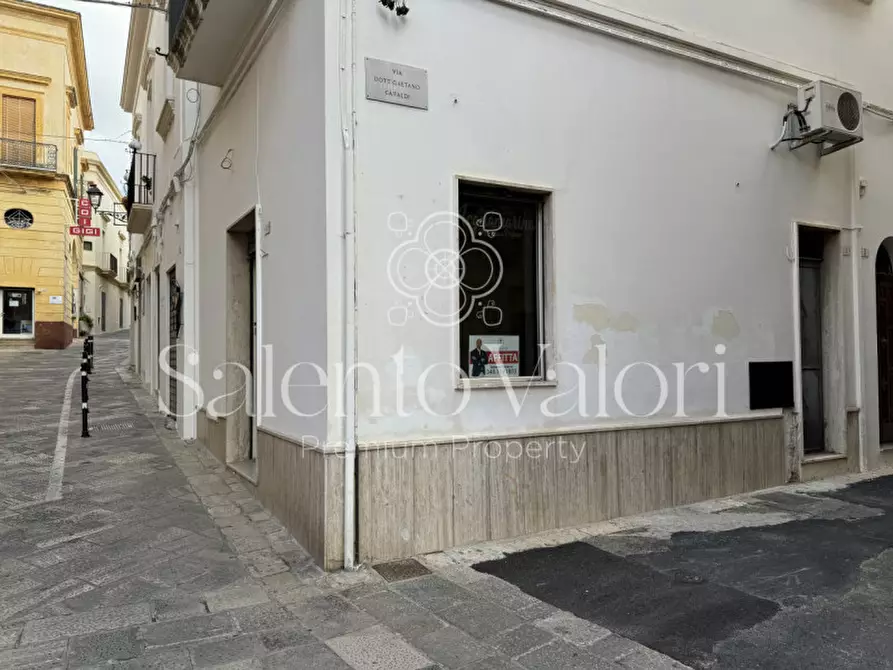 Immagine 18 di Negozio in affitto  in Via Padre Serafino 12 a Parabita