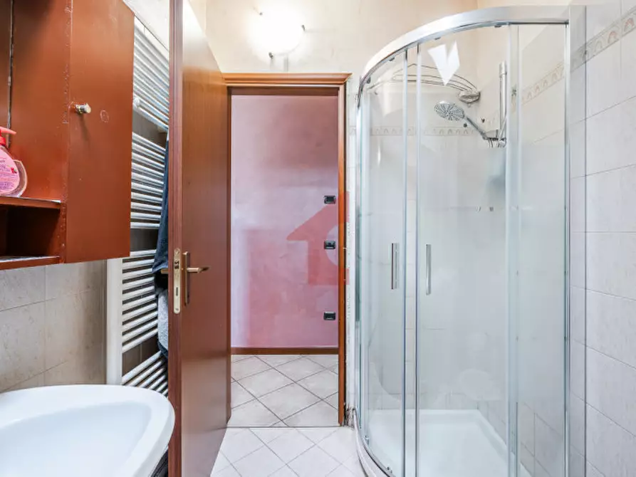 Immagine 11 di Appartamento in vendita  in via scotti 13 a Parma