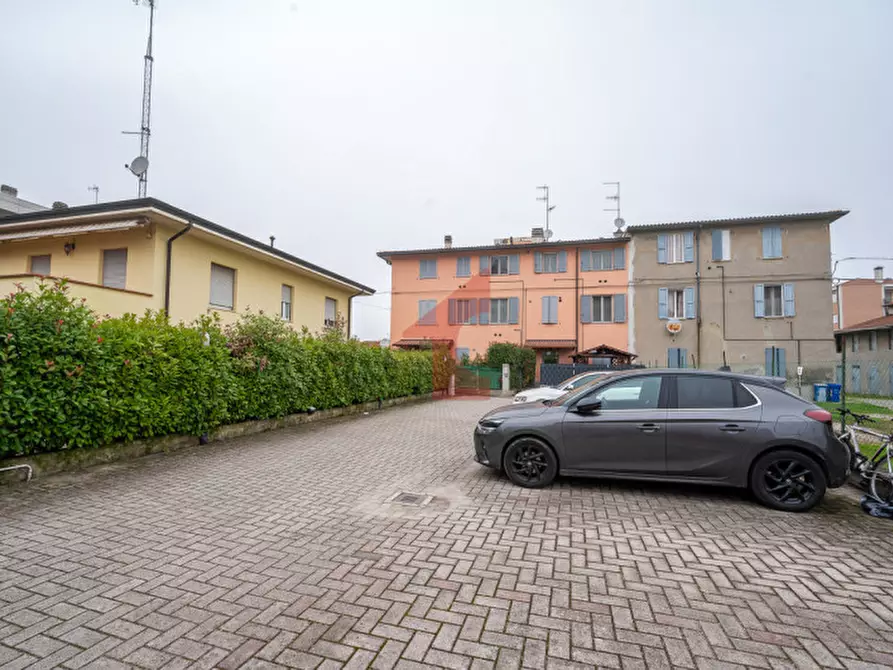 Immagine 19 di Appartamento in vendita  in via scotti 13 a Parma