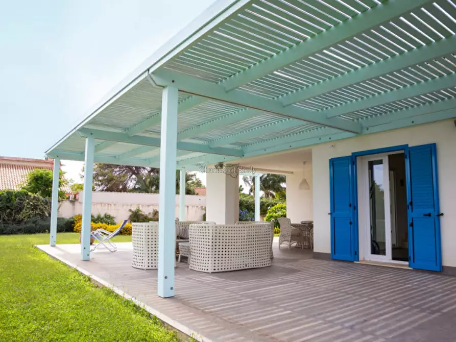 Immagine 4 di Villa in vendita  a Ragusa