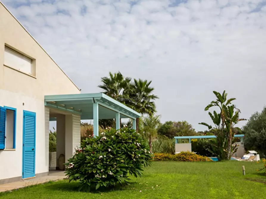 Immagine 8 di Villa in vendita  a Ragusa