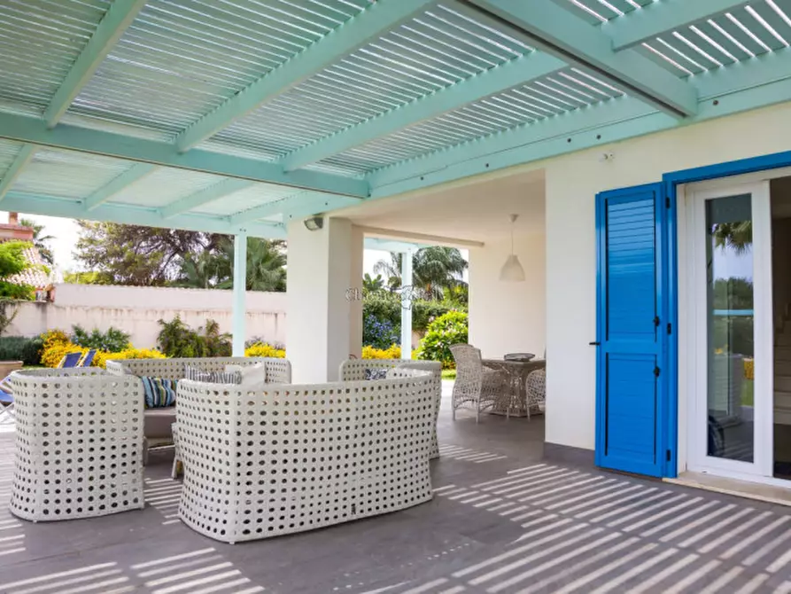 Immagine 9 di Villa in vendita  a Ragusa