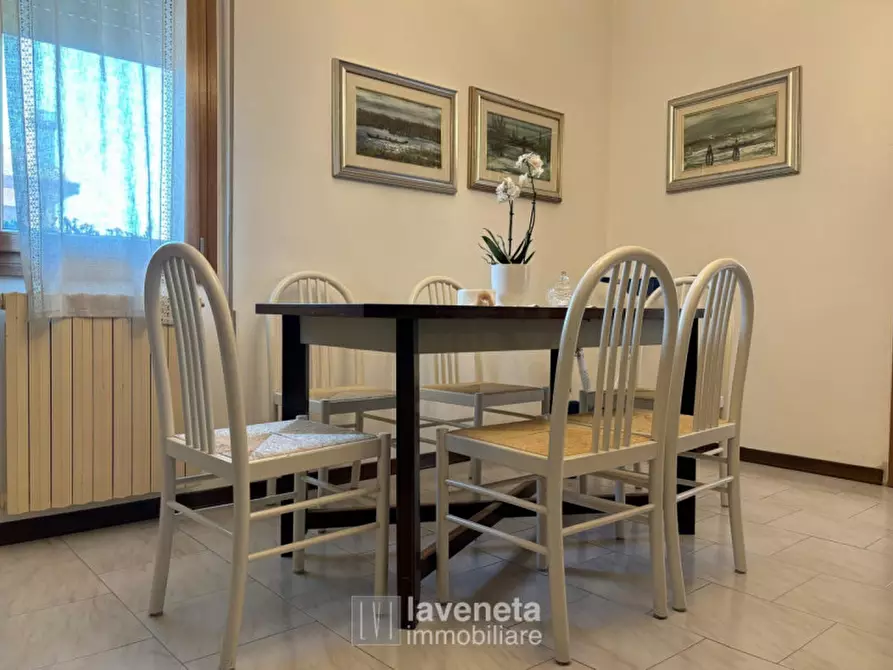 Immagine 11 di Casa bifamiliare in vendita  in via tintoretto a Eraclea