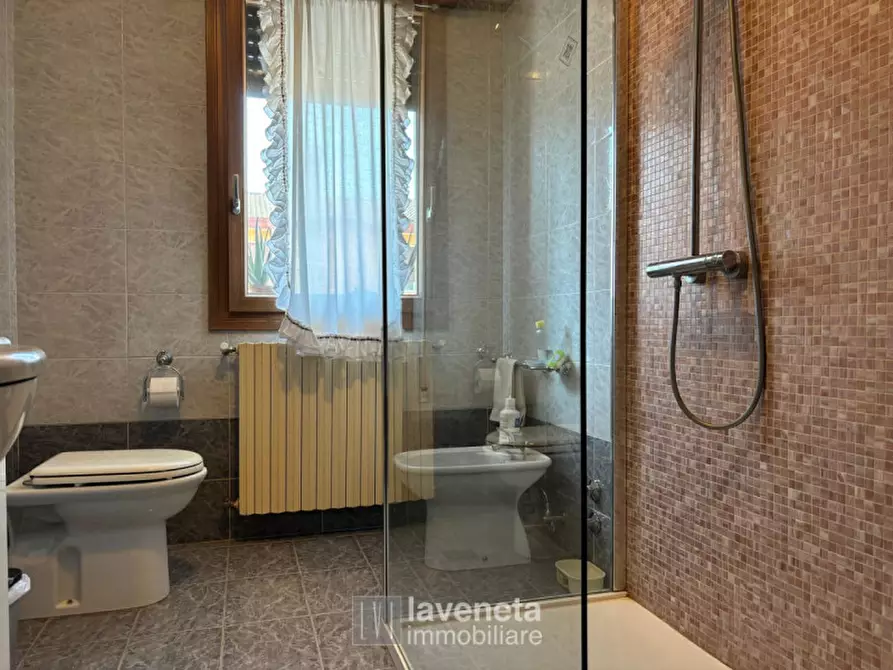 Immagine 19 di Casa bifamiliare in vendita  in via tintoretto a Eraclea