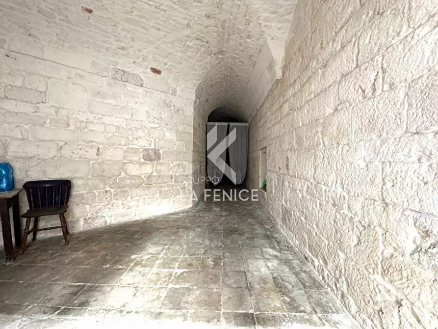 Immagine 2 di Garage in vendita  in via elio vittorini 25 a Martina Franca