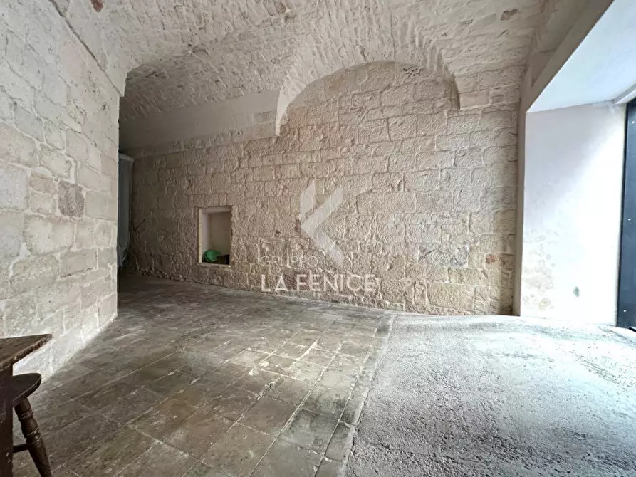 Immagine 5 di Garage in vendita  in via elio vittorini 25 a Martina Franca