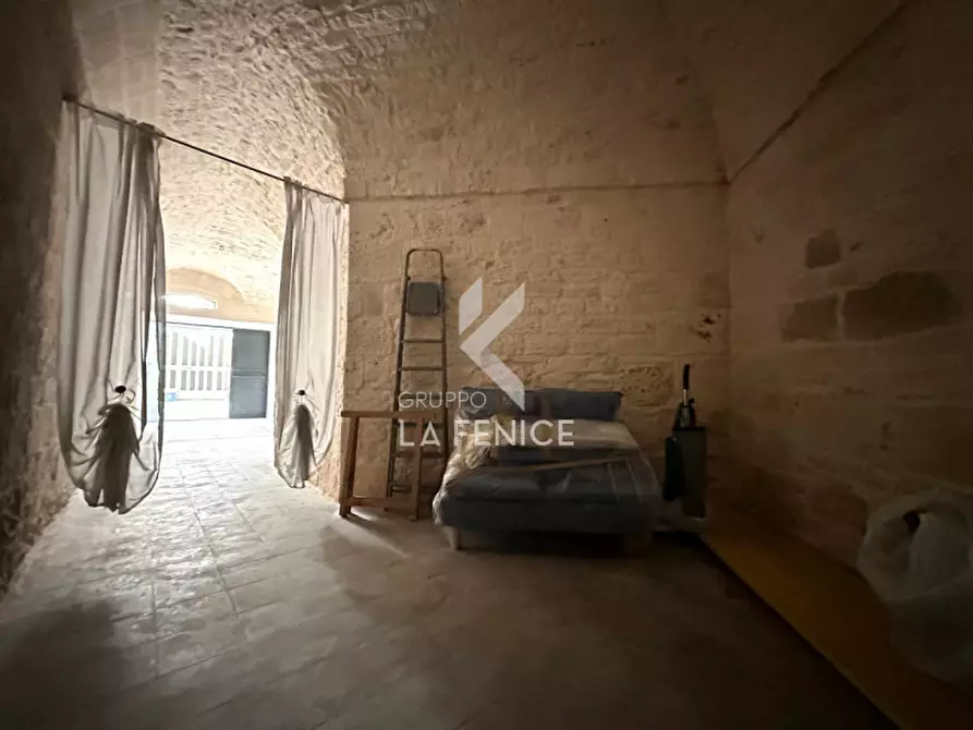 Immagine 8 di Garage in vendita  in via elio vittorini 25 a Martina Franca
