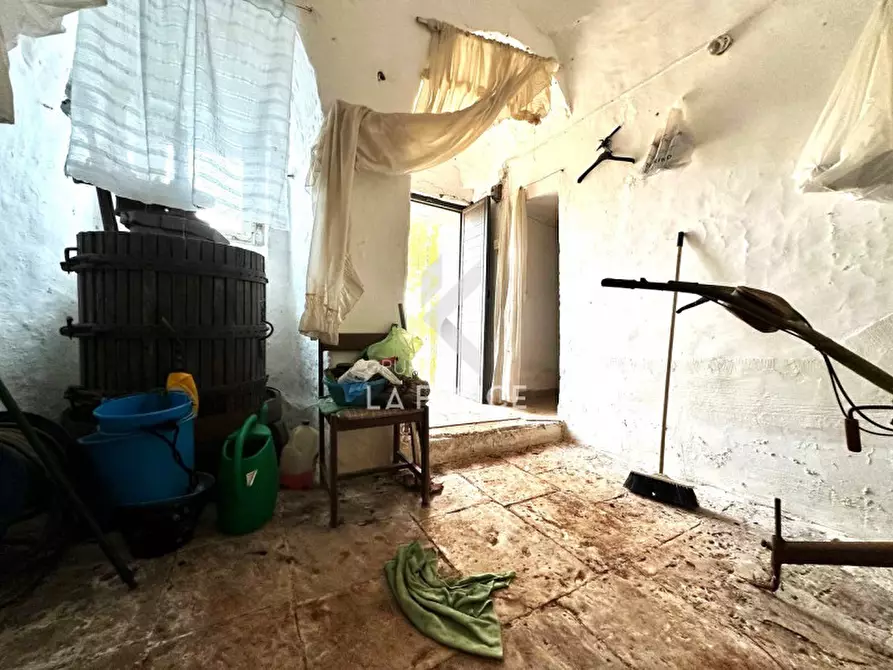 Immagine 11 di Rustico / casale in vendita  in strada votano a Martina Franca