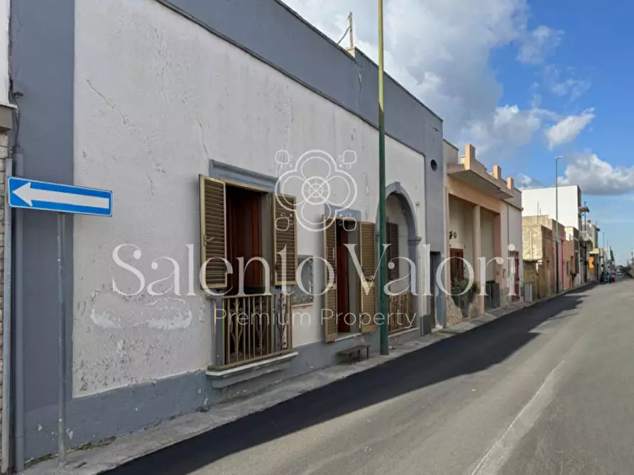 Immagine 3 di Casa indipendente in vendita  in Via Nino Bixio 31 a Collepasso