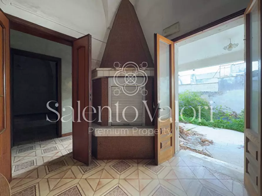 Immagine 6 di Casa indipendente in vendita  in Via Nino Bixio 31 a Collepasso