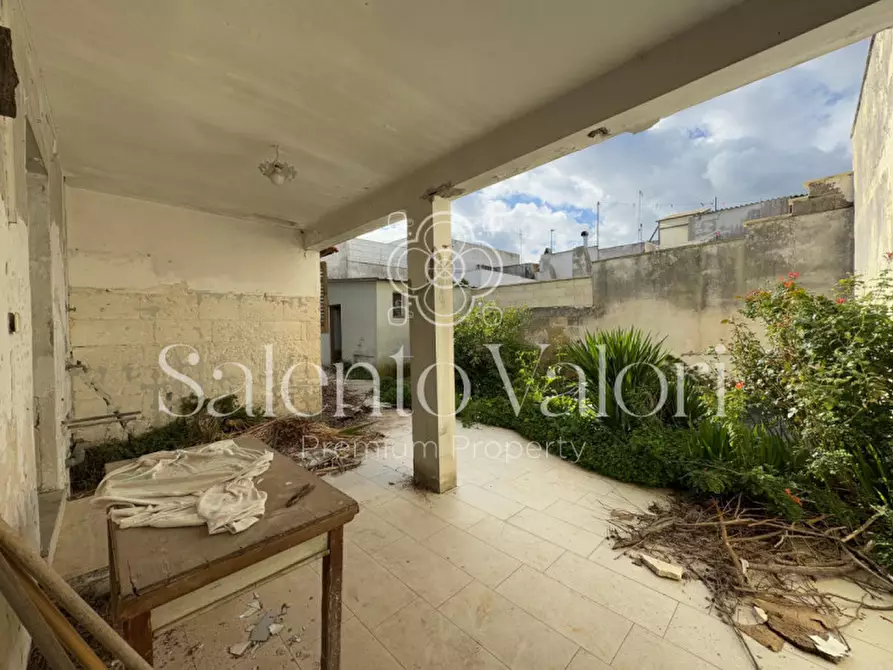 Immagine 22 di Casa indipendente in vendita  in Via Nino Bixio 31 a Collepasso