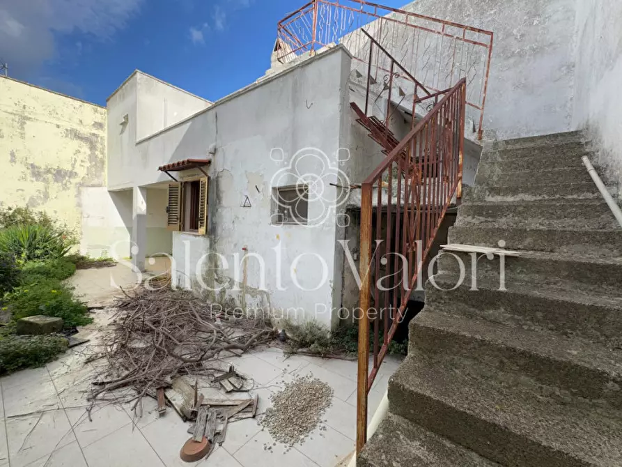 Immagine 27 di Casa indipendente in vendita  in Via Nino Bixio 31 a Collepasso