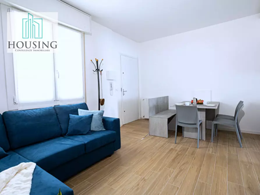 Immagine 3 di Appartamento in vendita  in piazza sacro cuore a Abano Terme