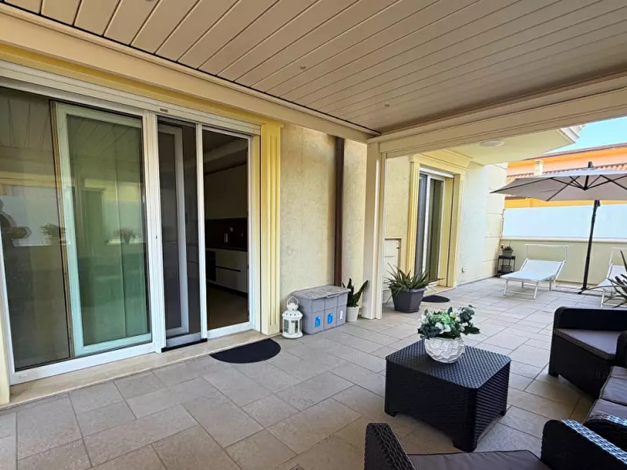 Immagine 5 di Appartamento in vendita  in via San Gallo a Rimini