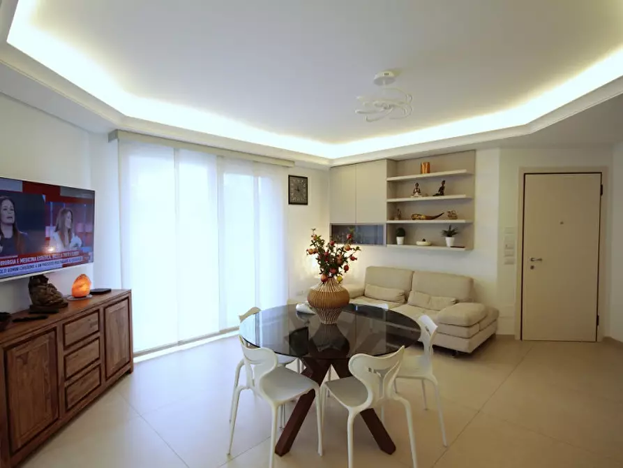 Immagine 9 di Appartamento in vendita  in via San Gallo a Rimini