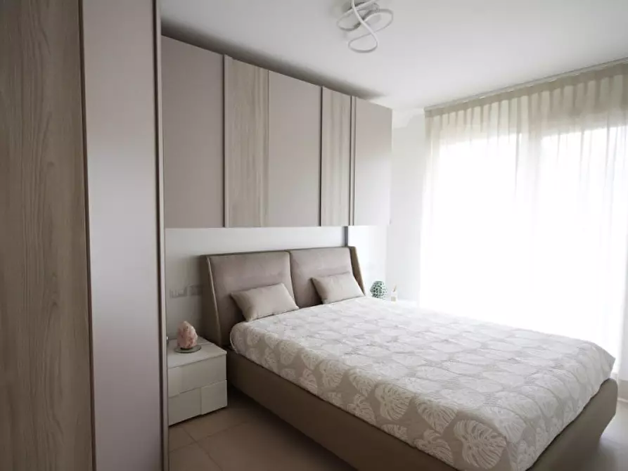 Immagine 18 di Appartamento in vendita  in via San Gallo a Rimini