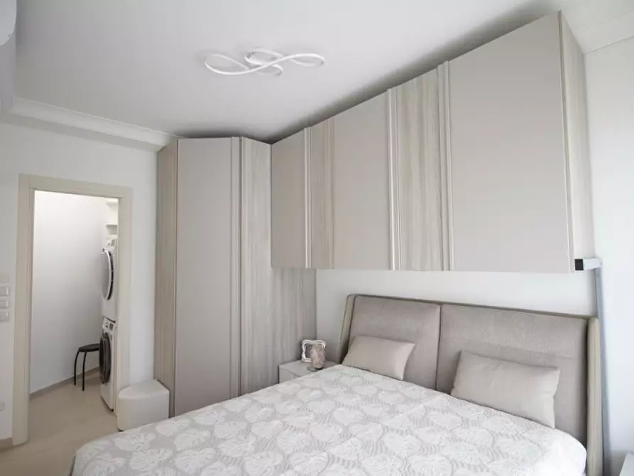 Immagine 19 di Appartamento in vendita  in via San Gallo a Rimini