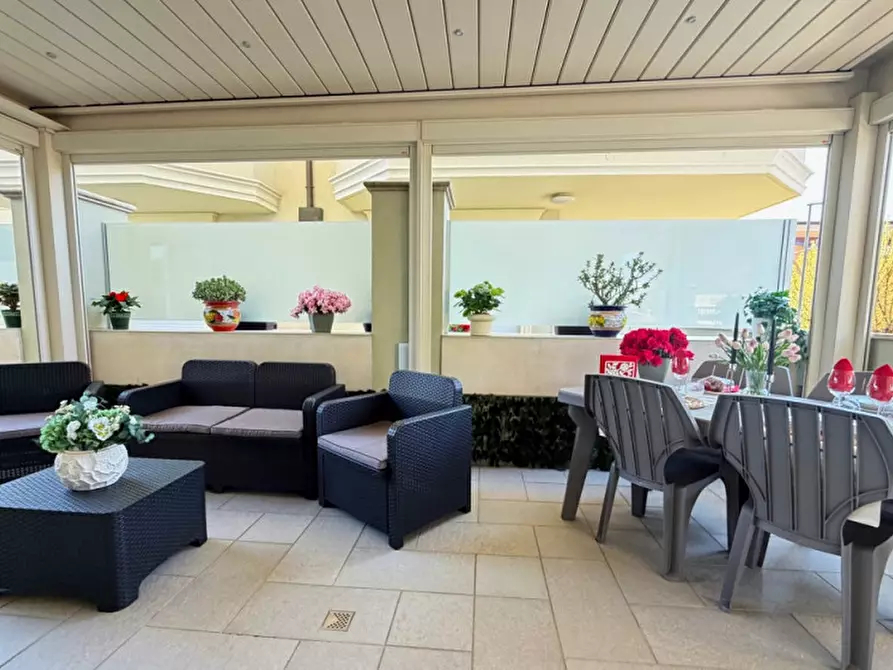 Immagine 23 di Appartamento in vendita  in via San Gallo a Rimini