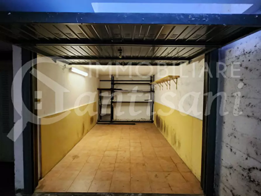 Immagine 16 di Garage in vendita  in via ragazzi del 99 a Firenze