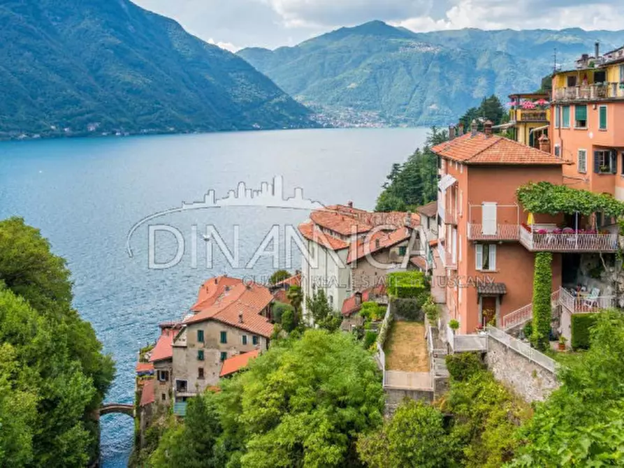 Immagine 30 di Appartamento in vendita  a Nesso