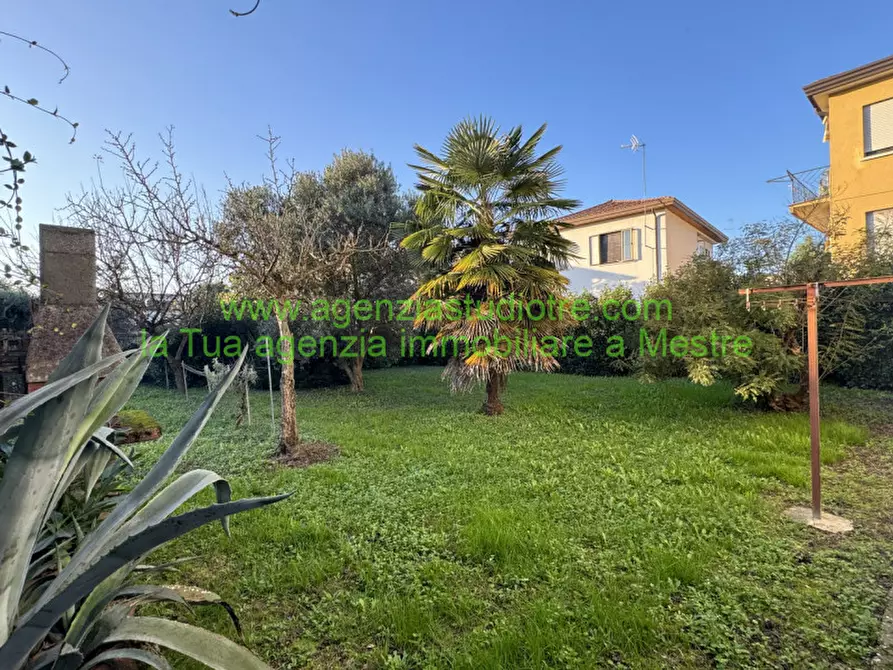 Immagine 22 di Casa bifamiliare in vendita  in via monte avena 3 a Venezia