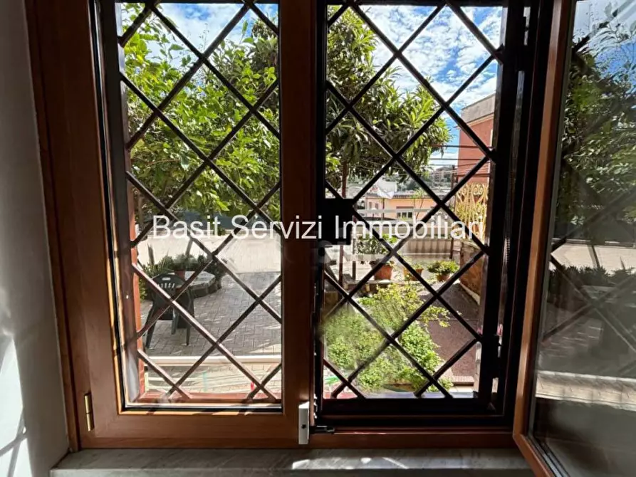 Immagine 7 di Appartamento in vendita  in via della pisana a Roma