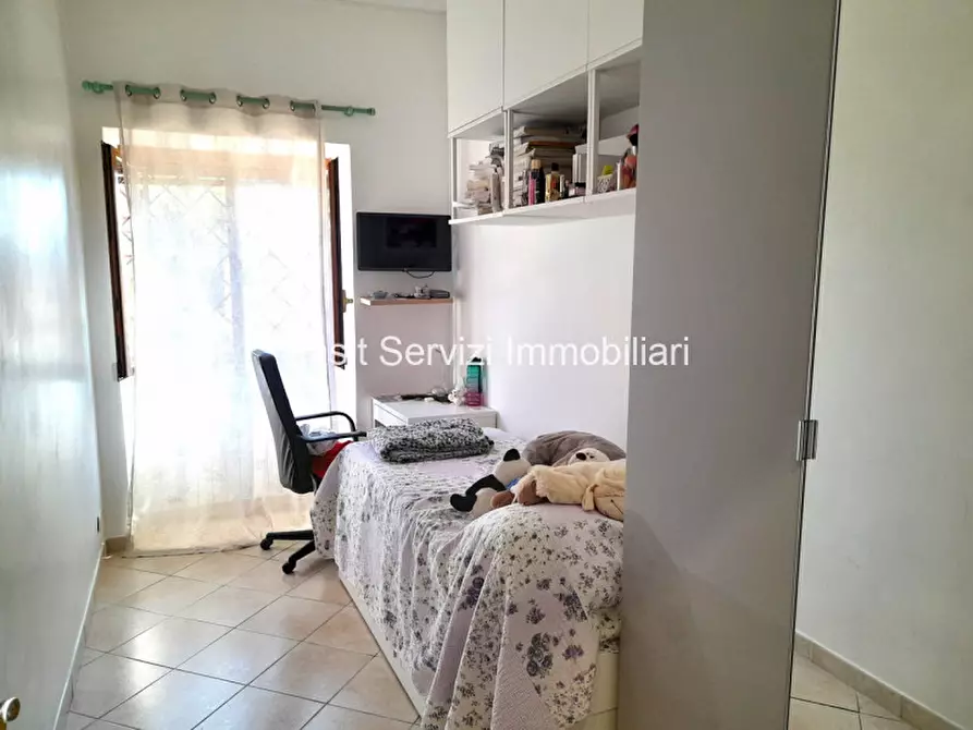 Immagine 12 di Appartamento in vendita  in via della pisana a Roma